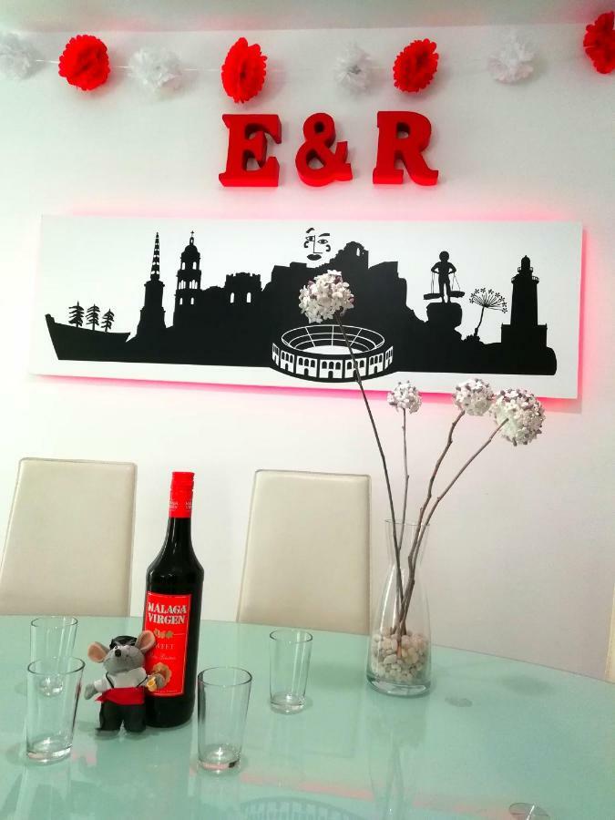 Apartamento E&R Malaga Centro- Parking Gratis Eksteriør billede