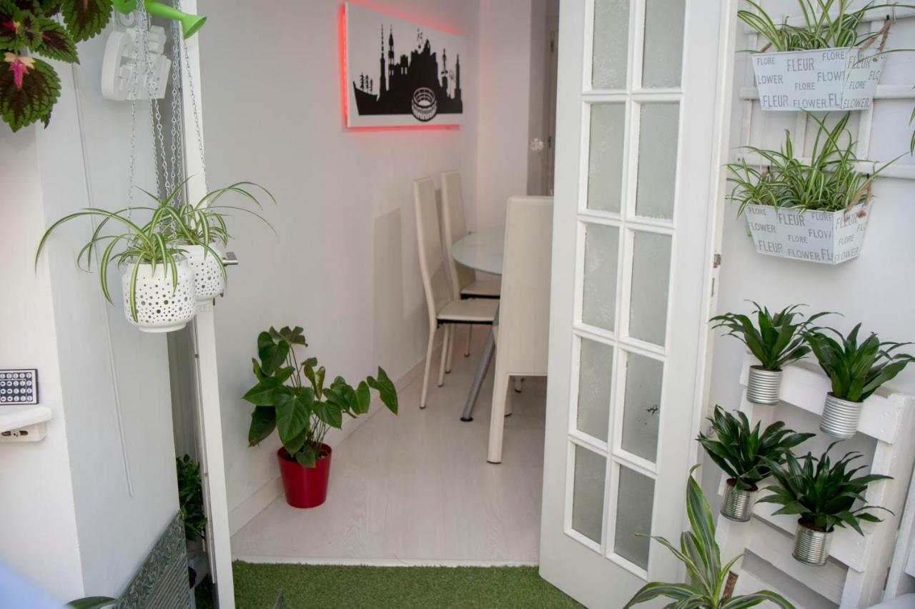 Apartamento E&R Malaga Centro- Parking Gratis Eksteriør billede